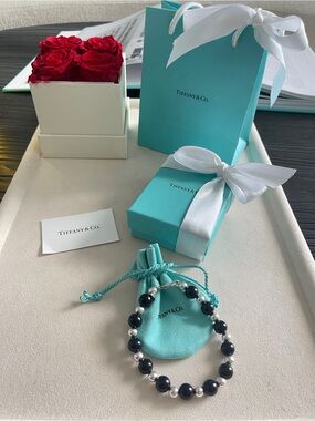 Tiffany & Co. Black Onyx Bead Bracelet Sterling Silver 925 10mm 8.5” Box
